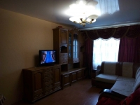 3-комнатная квартира посуточно Тольятти, Свердлова, 68: Фотография 2