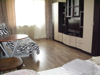 1-комнатная квартира посуточно Дзержинский, Лесная, 17: Фотография 2