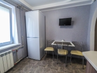 1-комнатная квартира посуточно Киев, проспект Оболонский, 37: Фотография 2