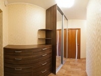 2-комнатная квартира посуточно Екатеринбург, БАЖОВА, 164: Фотография 2