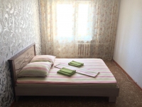 2-комнатная квартира посуточно Ангарск, 32 микрорайон, 1: Фотография 3
