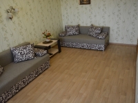 2-комнатная квартира посуточно Белгород, Белгородского Полка, 50: Фотография 2