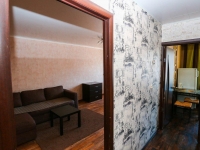 1-комнатная квартира посуточно Омск, Иртышская набережная, 12: Фотография 2