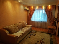 2-комнатная квартира посуточно Тюмень, Пермякова , 71к2: Фотография 8