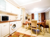 1-комнатная квартира посуточно Екатеринбург, Белинского, 171: Фотография 2