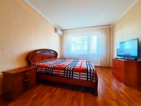 3-комнатная квартира посуточно Балаково, степная , 106: Фотография 3