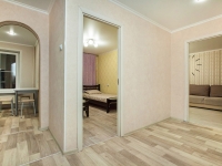 2-комнатная квартира посуточно Тольятти, Приморский бульвар, 46: Фотография 3