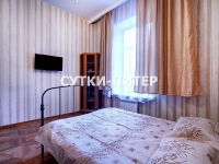 2-комнатная квартира посуточно Санкт-Петербург, улица Рубинштейна, 30: Фотография 9