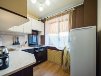 2-комнатная квартира посуточно Челябинск, улица Сони Кривой , 55: Фотография 7