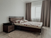 2-комнатная квартира посуточно Астрахань, Савушкина, 6И: Фотография 3