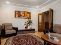 2-комнатная квартира посуточно Астрахань, Савушкина, 6к8: Фотография 2