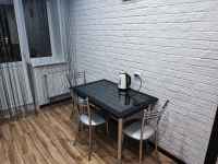 1-комнатная квартира посуточно Абакан, улица Чертыгашева, 166: Фотография 9