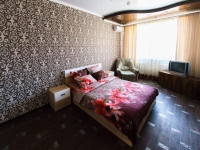 1-комнатная квартира посуточно Екатеринбург, Проспект Седова , 26: Фотография 2