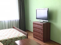 2-комнатная квартира посуточно Магнитогорск, пр. Ленина, 54: Фотография 19