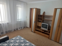 1-комнатная квартира посуточно Азов, Дзержинского , 52: Фотография 2