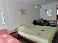 2-комнатная квартира посуточно Ессентуки, Урицкого, 5: Фотография 3