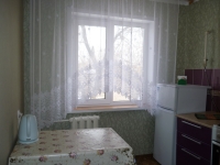 2-комнатная квартира посуточно Орск, ул. Ленинского Комсомола , 33: Фотография 8