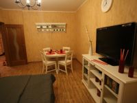 2-комнатная квартира посуточно Уфа, Менделеева, 122: Фотография 3