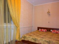 2-комнатная квартира посуточно Симферополь, Севастопольская , 6: Фотография 3