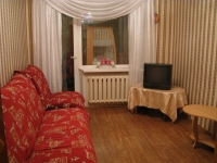 2-комнатная квартира посуточно Тюмень, Мельникайте, 135: Фотография 3