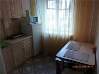1-комнатная квартира посуточно Тюмень, улица Республики, 186: Фотография 3