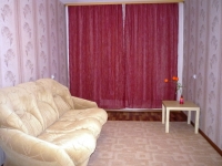 2-комнатная квартира посуточно Саратов, улица Рахова, 169/171: Фотография 3