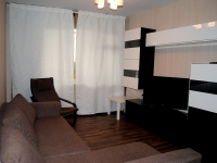 2-комнатная квартира посуточно Екатеринбург, улица Высоцкого, 6: Фотография 2