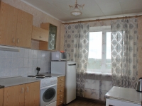 2-комнатная квартира посуточно Саянск, мкр. Строителей, 1: Фотография 3