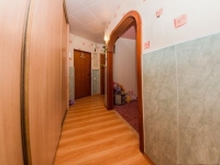 2-комнатная квартира посуточно Челябинск, улица Вострецова, 3: Фотография 5