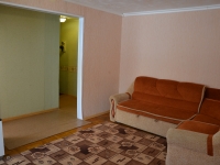 2-комнатная квартира посуточно Челябинск, Островского, 23А: Фотография 4