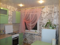 1-комнатная квартира посуточно Дзержинск, улица Гайдара, 66: Фотография 2
