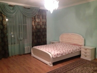 2-комнатная квартира посуточно Уфа, ленина, 2: Фотография 2