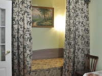 1-комнатная квартира посуточно Губкин, Петра Великого, 22: Фотография 4