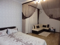 1-комнатная квартира посуточно Тольятти, Рябиновый бульвар, 15: Фотография 2