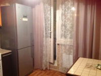 1-комнатная квартира посуточно Челябинск, ул. Кирова, 167: Фотография 5