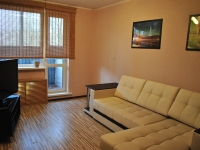 2-комнатная квартира посуточно Екатеринбург, улица Сыромолотова, 14: Фотография 3