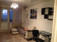 1-комнатная квартира посуточно Волгоград, Песчанокопская, 17: Фотография 2