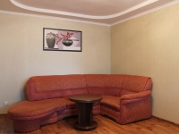 2-комнатная квартира посуточно Краснодар, улица Гудимы, 25: Фотография 7