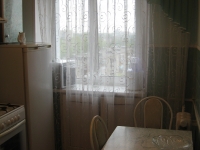 2-комнатная квартира посуточно Волжский, пр. Ленина, 135: Фотография 4