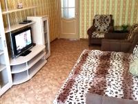 2-комнатная квартира посуточно Балаково, Трнавская, 19: Фотография 3