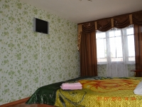 1-комнатная квартира посуточно Челябинск, Победы, 372: Фотография 2