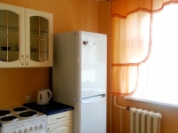 1-комнатная квартира посуточно Тобольск, 7 микрорайон, 38: Фотография 2