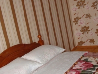 2-комнатная квартира посуточно Богучар, Военный городок, 13: Фотография 2