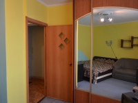 1-комнатная квартира посуточно Красноярск, улица Дубровинского, 54: Фотография 3