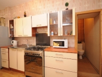 1-комнатная квартира посуточно Ленинск-Кузнецкий, Крупина , 19а: Фотография 3