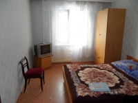 2-комнатная квартира посуточно Барнаул, Павловский тракт, 275: Фотография 3