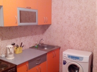 2-комнатная квартира посуточно Красноярск, 78 Добровольческой бригады, 19: Фотография 2