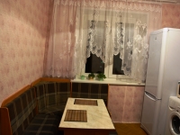 2-комнатная квартира посуточно Черногорск, проспект Космонавтов, 39: Фотография 11