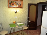 1-комнатная квартира посуточно Нижнекамск, проспект Мира, 72: Фотография 4