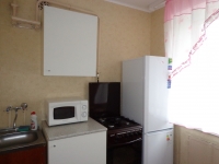 1-комнатная квартира посуточно Уфа, первомайская, 51: Фотография 3